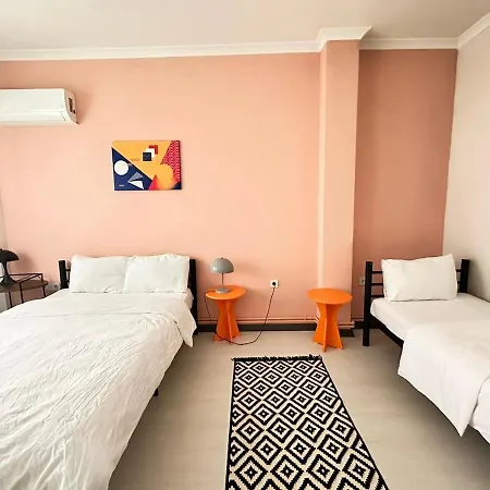 Gorgeous, Spacious In Karakoey 4br, 2ba Istanbul