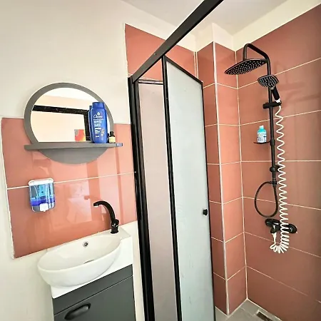 Gorgeous, Spacious In Karaköy 4br, 2ba Daire