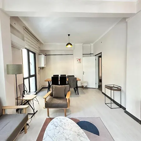 Gorgeous, Spacious In Karaköy 4br, 2ba Daire *