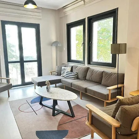 Gorgeous, Spacious In Karakoey 4br, 2ba *